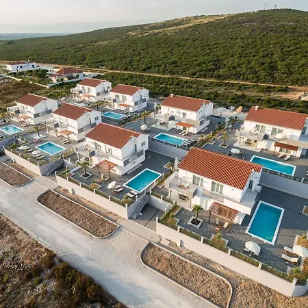 Vila In Croatia By The Adriatic Coast